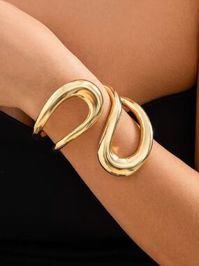 NWT Boho Wrap Bangle Minimalist Golden Wrap Bracelet